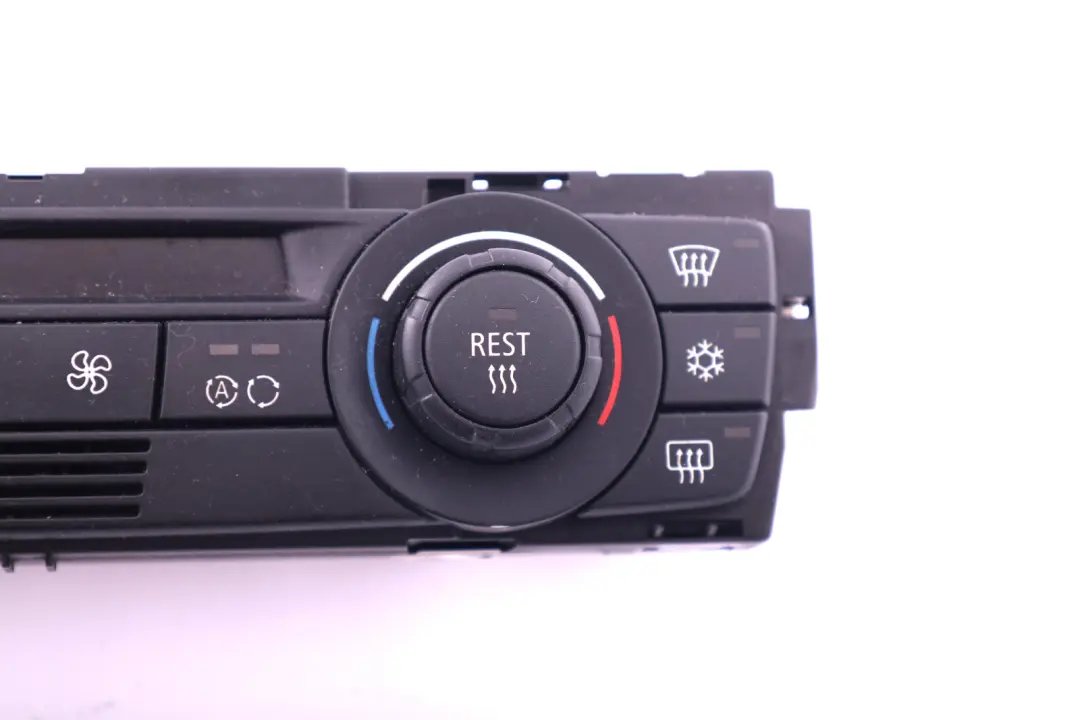 Panel klimy klimatyzacji do BMW E87 E90 o numerze 6961595 BMW E87 E90 Panel klimy klimatyzacji - SKU 6961595 - Numer Części 6961595