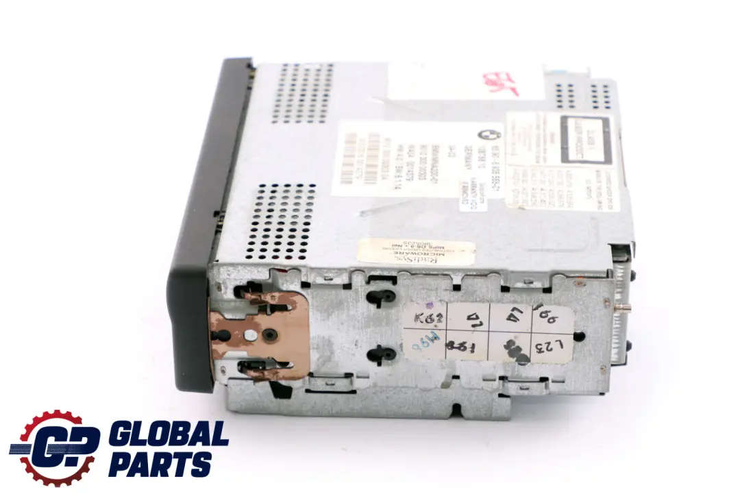 Navigations System DVD GPS Computer Haupt Einheit 6935555 für BMW E65 E66 E67 mit Teilenummer 6961859 BMW E65 E66 E67 Navigations System DVD GPS Computer Haupt Einheit 6935555 - SKU 6961859 - Teilenummer 6961859