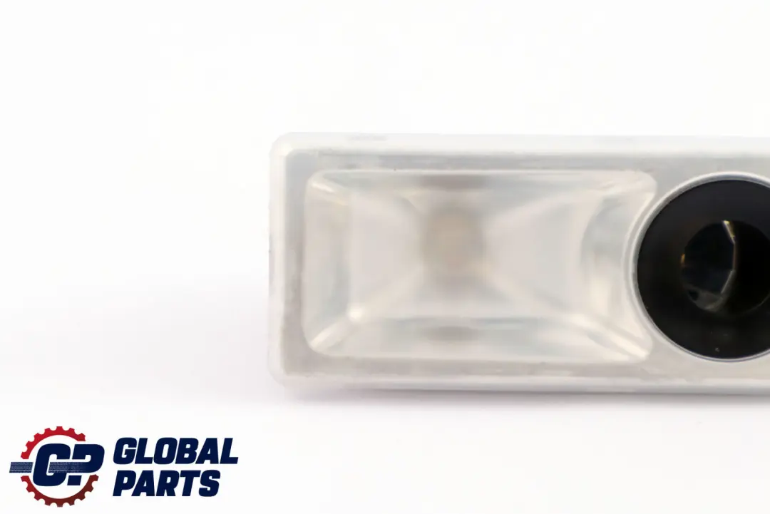 Luz Lectura Interior Trasera Derecha para BMW E60 E61 con número de pieza 6962008 BMW E60 E61 Luz Lectura Interior Trasera Derecha - SKU 6962008 - Número de pieza 6962008