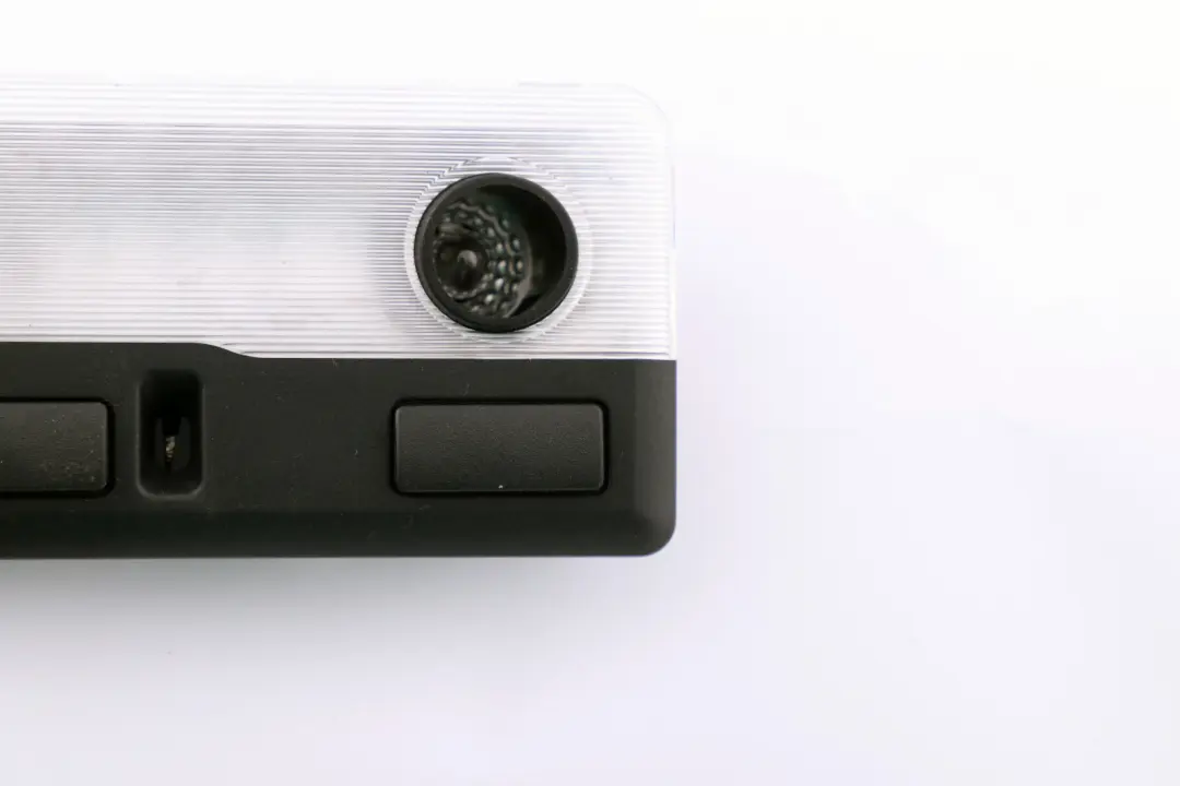 E63N E64 E64N LCI Lampe de Lecture Interieure Avant pour BMW E63 à propos du numéro de pièce 6962010 BMW E63 E63N E64 E64N LCI Lampe de Lecture Interieure Avant - SKU 6962010 - Numéro de pièce 6962010