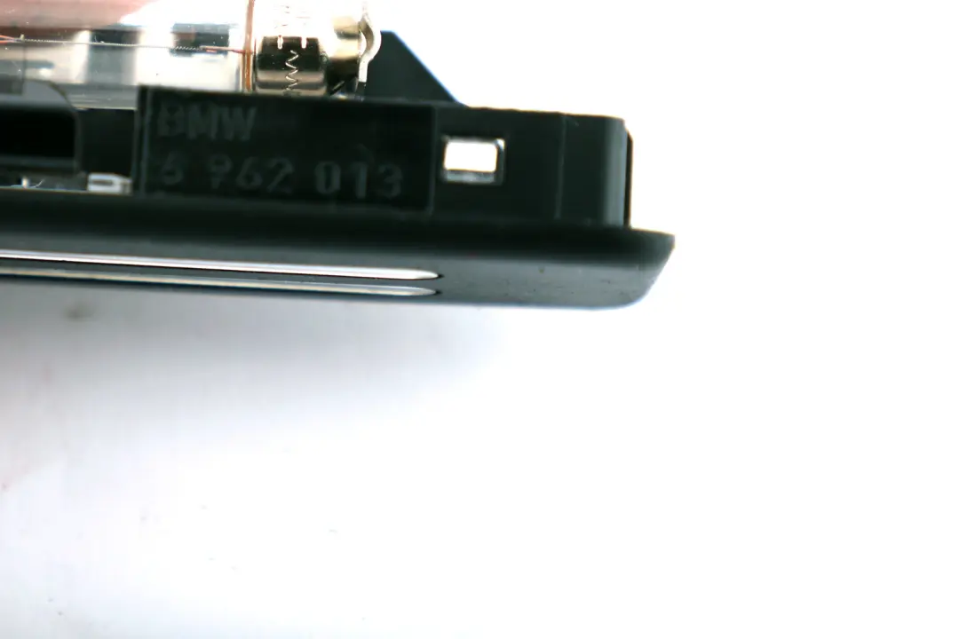 Lámpara De Espejo Retrovisor Luz De Visera para BMW E60 E61 E81 E87 E90 con número de pieza 6962013 BMW E60 E61 E81 E87 E90 Lámpara De Espejo Retrovisor Luz De Visera - SKU 6962013 - Número de pieza 6962013