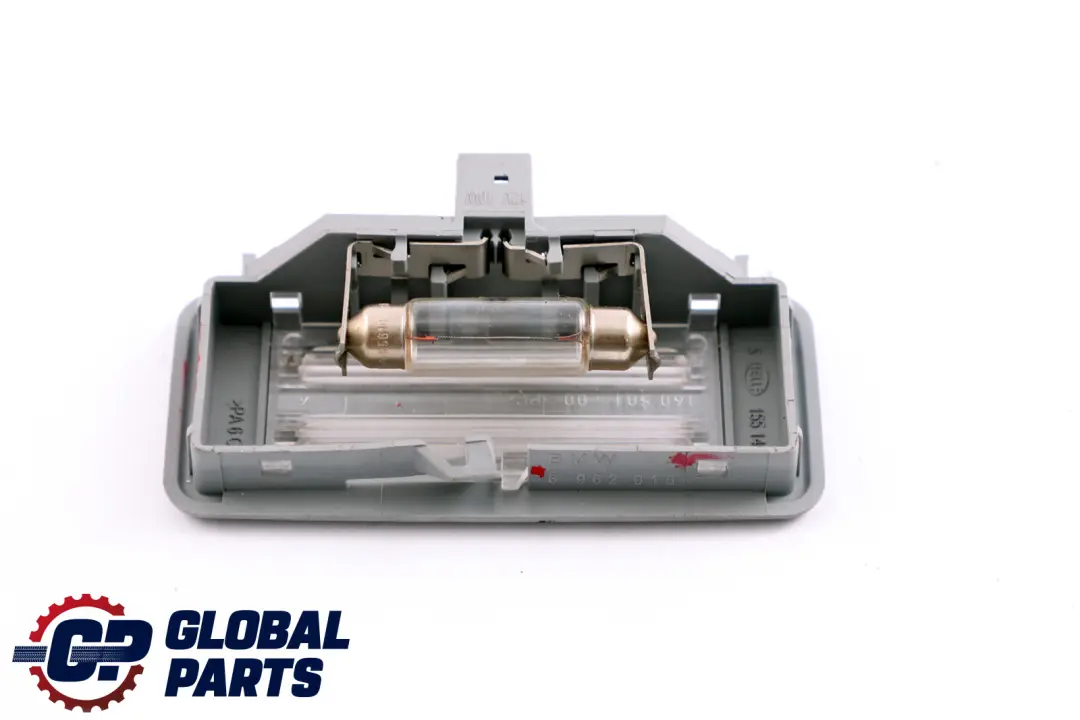 Lampara Espejo Alaskagrau Gris para BMW E81 E84 E87 E87N E92N con número de pieza 6962015 BMW E81 E84 E87 E87N E92N Lampara Espejo Alaskagrau Gris - SKU 6962015 - Número de pieza 6962015