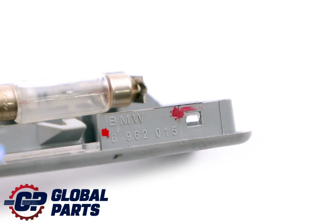 Lampara Espejo Alaskagrau Gris para BMW E81 E84 E87 E87N E92N con número de pieza 6962015 BMW E81 E84 E87 E87N E92N Lampara Espejo Alaskagrau Gris - SKU 6962015 - Número de pieza 6962015