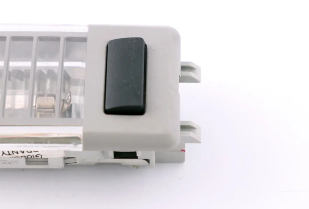 Luz De Lectura Interior Trasera Gris para BMW E53 E83 E83 con número de pieza 6962036 BMW E53 E83 E83 Luz De Lectura Interior Trasera Gris - SKU 6962036-G - Número de pieza 6962036