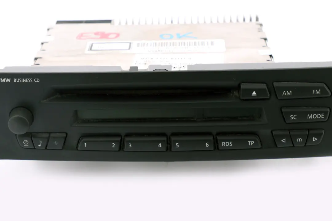 Radio Business CD to BMW E81 E87 E88 E89 E90 E91 E92 E93 with Part number 6962296 BMW E81 E87 E88 E89 E90 E91 E92 E93 Radio Business CD - SKU 6962296 - Part number 6962296
