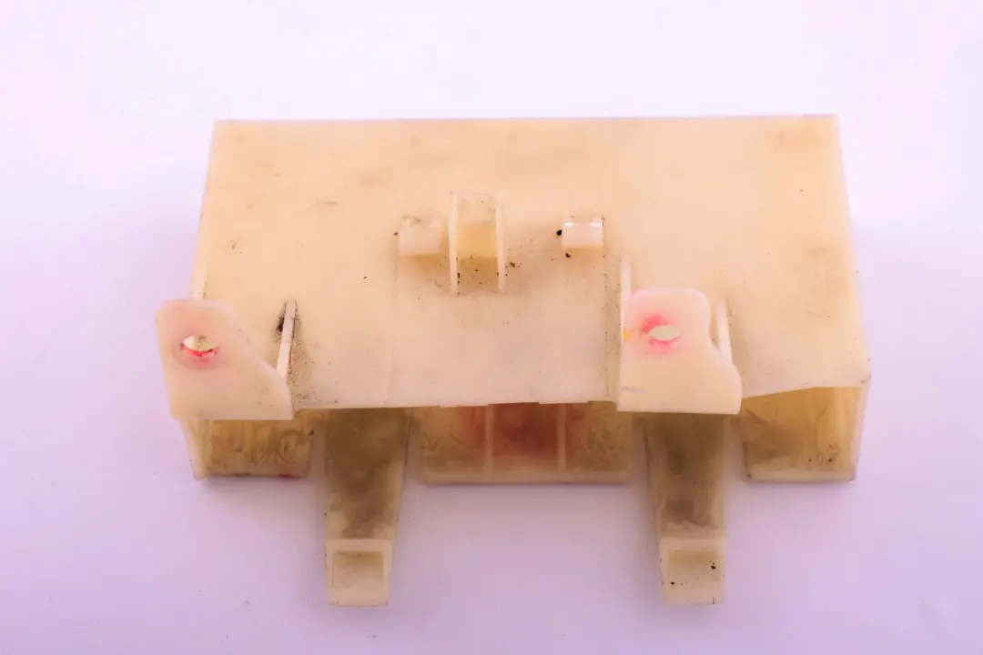 E93N LCI Cabrio Module Bracket For PDC pour BMW E93 à propos du numéro de pièce 6964264 BMW E93 E93N LCI Cabrio Module Bracket For PDC - SKU 6964264 - Numéro de pièce 6964264