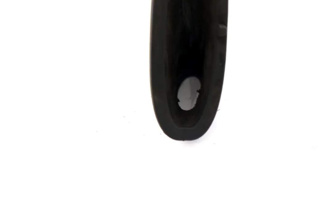 BMW E81 E87 E90 E91 E92 E93 Dome Strut Grommet Gauche Noir - SKU 6964415 - Numéro de pièce 6964415