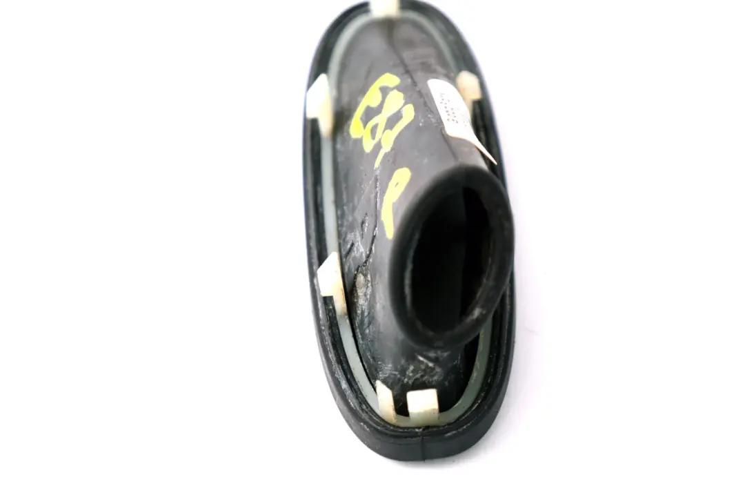 Cupola Puntone Grommet Destra Nero per BMW E87 E90 E91 E92 E93 LCI con numero di parte 6964416 BMW E87 E90 E91 E92 E93 LCI Cupola Puntone Grommet Destra Nero - SKU 6964416 - Numero di parte 6964416