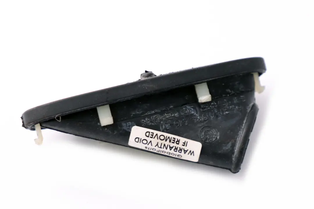 BMW E87 E90 E91 E92 E93 LCI Dome Strut Grommet Right Black - SKU 6964416 - Número de pieza 6964416