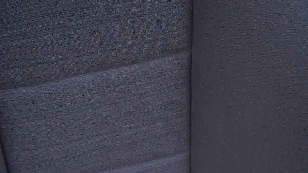 Bezug Lehne Stoff Hinten für BMW 5 er 2 E60 mit Teilenummer 6964838 BMW 5 er 2 E60 Bezug Lehne Stoff Hinten - SKU 6964838-2 - Teilenummer 6964838