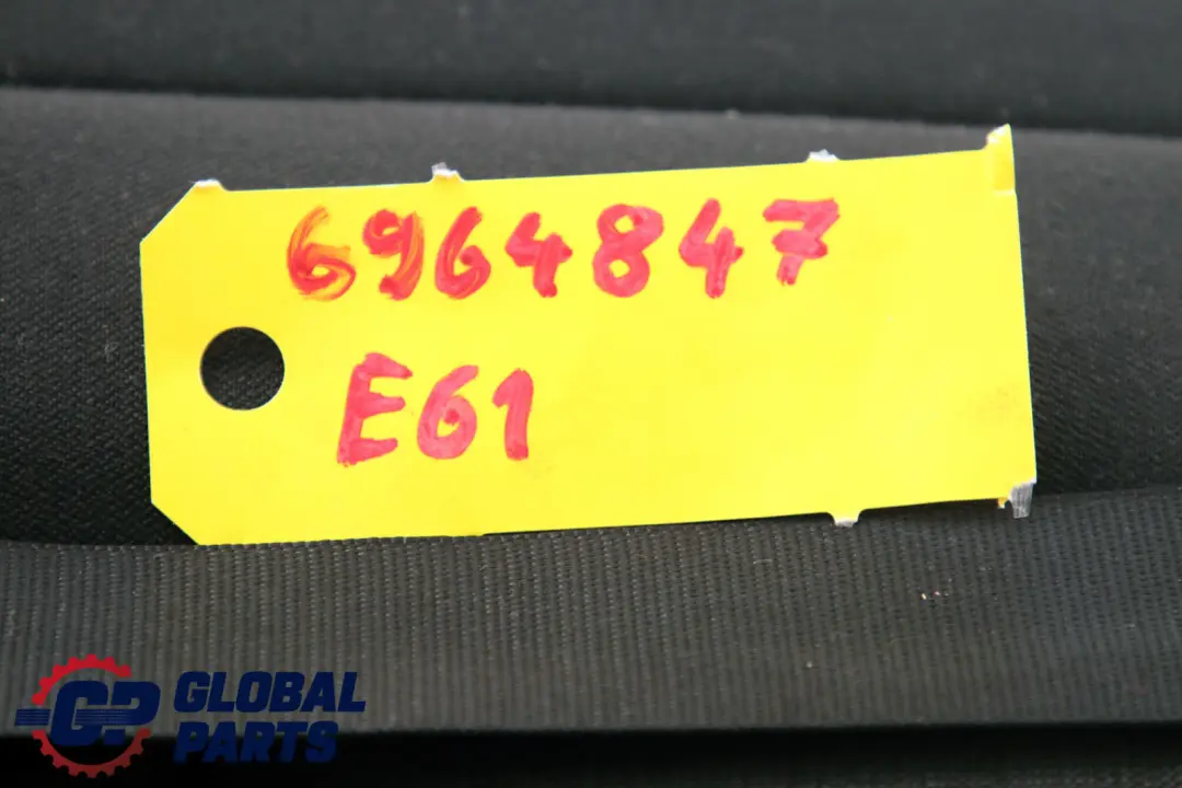 Coprisedile posteriore Panno Antracite Nero Sinistro per BMW E61 con numero di parte 6964847 BMW E61 Coprisedile posteriore Panno Antracite Nero Sinistro - SKU 6964847 - Numero di parte 6964847