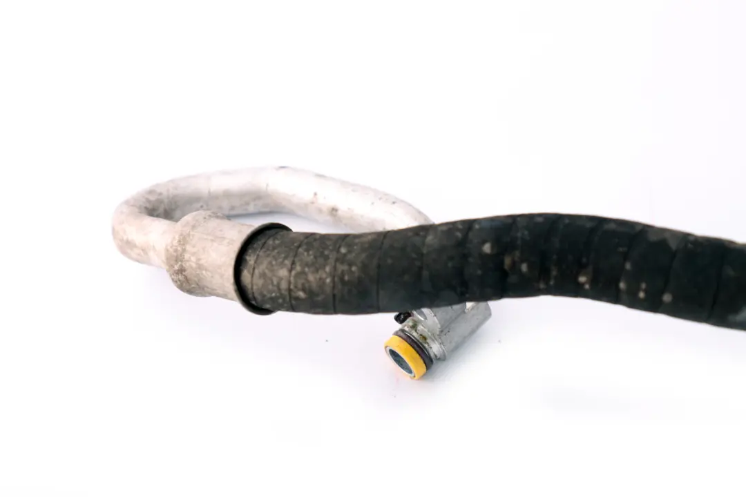 BMW 1 3 E81 E82 E87N E90 Tuyau Aspirant Vaporisateur - Verdichterluft A/C Tuyau - SKU 6964964 - Numéro de pièce 9223315