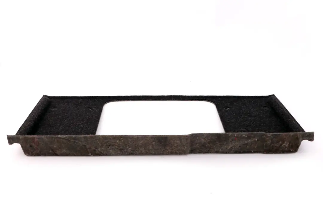 Panel embellecedor del maletero del convertible Insertar para BMW E88 con número de pieza 6965013 BMW E88 Panel embellecedor del maletero del convertible Insertar - SKU 6965013 - Número de pieza 6965013