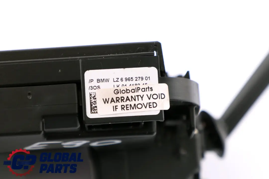 Gruppo Interruttori Cruise Control Unità per BMW E82 E88 E90 con numero di parte 6965279 BMW E82 E88 E90 Gruppo Interruttori Cruise Control Unità - SKU 6965279 - Numero di parte 6965279