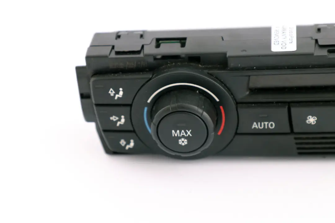 Bedienteil Klimaautomatik für BMW 1 3 er E81 E87 E90 E91 E92 mit Teilenummer 6965376 BMW 1 3 er E81 E87 E90 E91 E92 Bedienteil Klimaautomatik - SKU 6965375 - Teilenummer 6965376