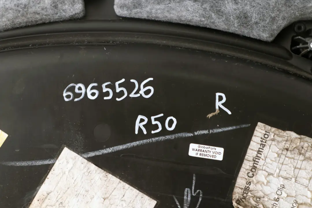 Türverkleidung Dekor Anthrazit vorn rechts Panther Schwarz Gra für BMW Mini R50 R53 mit Teilenummer 6965526 BMW Mini R50 R53 Türverkleidung Dekor Anthrazit vorn rechts Panther Schwarz Gra - SKU 6965526 - Teilenummer 6965526