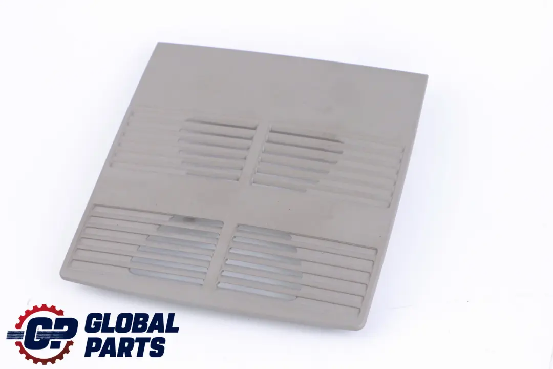 Osłona Kratka Podsufitki Tył Szara do BMW E60 E61 o numerze 6965651 BMW E60 E61 Osłona Kratka Podsufitki Tył Szara - SKU 6965652 - Numer Części 6965651