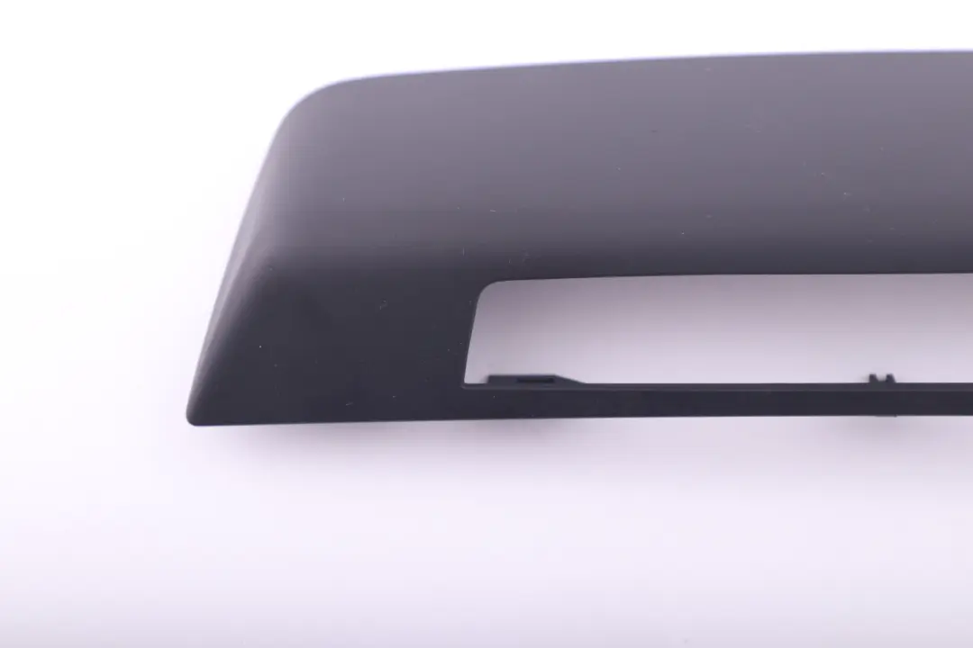 Coperchio unità interruttore LCI Console centrale per BMW E81 E87 E87N con numero di parte 6965767 BMW E81 E87 E87N Coperchio unità interruttore LCI Console centrale - SKU 6965767 - Numero di parte 6965767