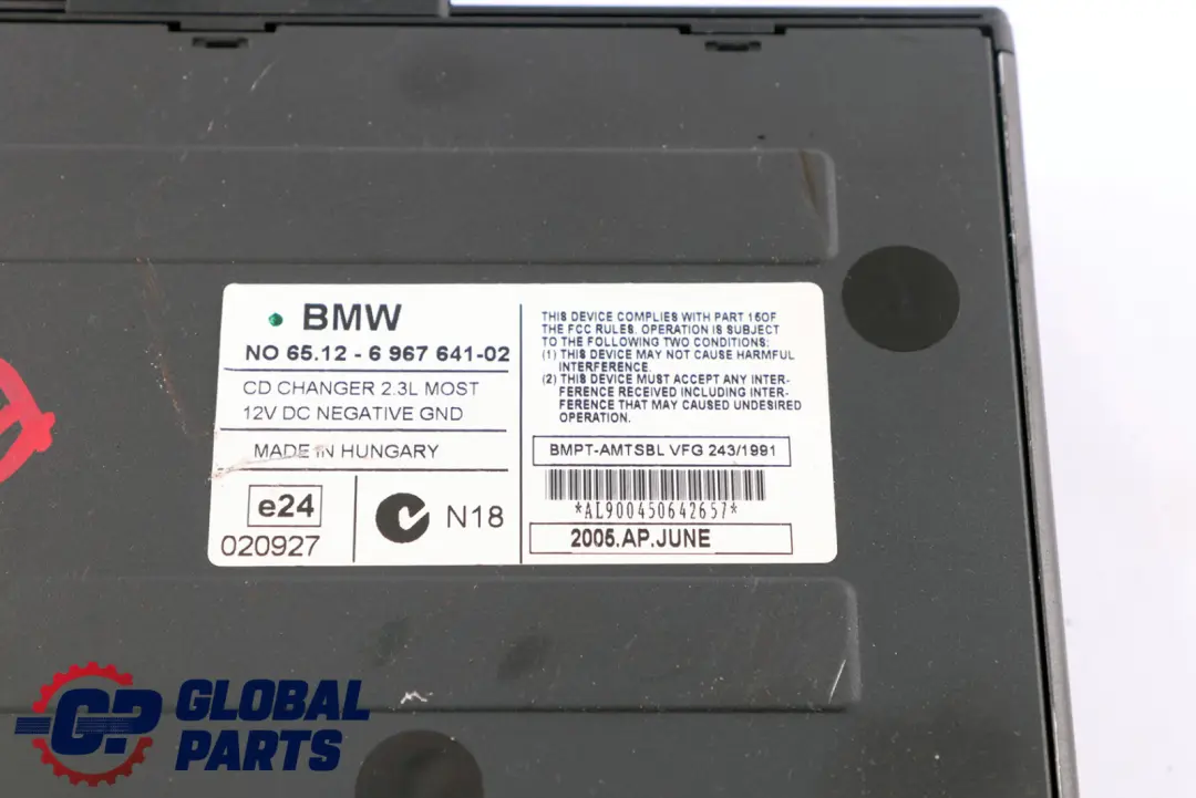 Cargador De 6 CD sin cargador para BMW 2 E81 E87 E90 E91 E92 con número de pieza 6967641 BMW 2 E81 E87 E90 E91 E92 Cargador De 6 CD sin cargador - SKU 6967641-2 - Número de pieza 6967641