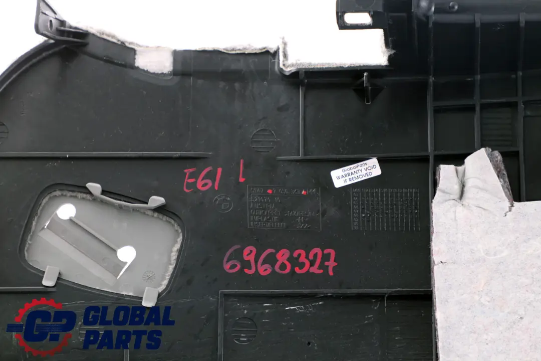 Tapa Carcasa Izquierda Embellecedor Maletero Gris Grau 7050363 para BMW E61 LCI con número de pieza 6987033 BMW E61 LCI Tapa Carcasa Izquierda Embellecedor Maletero Gris Grau 7050363 - SKU 6968327 - Número de pieza 6987033