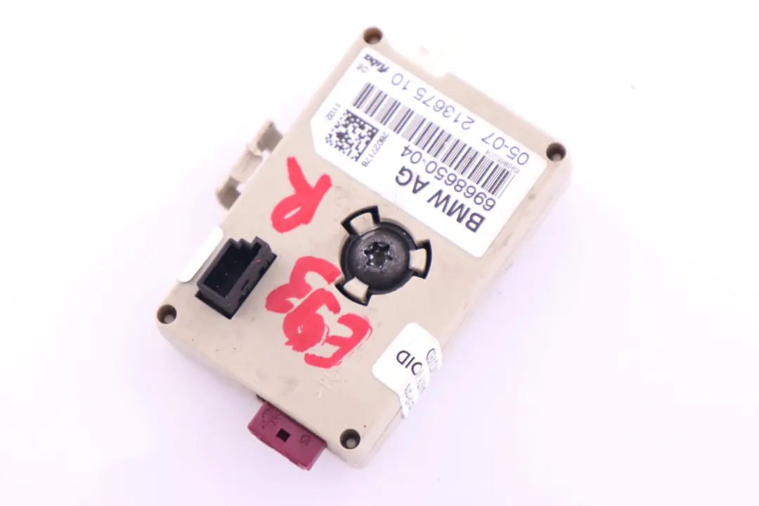 E93N LCI Amplificateur D'Antenne Am/Fm Droite pour BMW 3 Serie E93 à propos du numéro de pièce 6968650 BMW 3 Serie E93 E93N LCI Amplificateur D'Antenne Am/Fm Droite - SKU 6968650 - Numéro de pièce 6968650