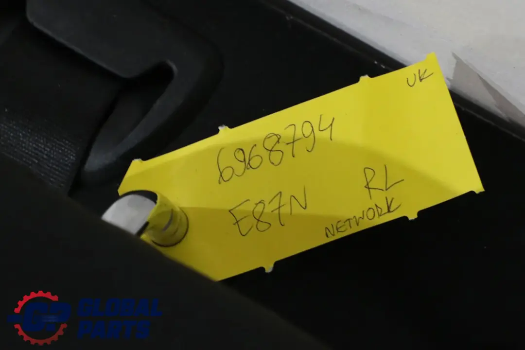 Bezug Rückenlehne Lehne Stoff Hinten Links Anthrazit für BMW 1 er E81 E87 LCI mit Teilenummer 6968794 BMW 1 er E81 E87 LCI Bezug Rückenlehne Lehne Stoff Hinten Links Anthrazit - SKU 6968794 - Teilenummer 6968794