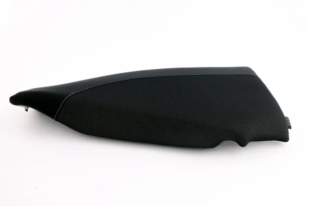 Boczek kanapy lewy materiał do BMW E87 o numerze 6968811 BMW E87 Boczek kanapy lewy materiał - SKU 6968811 - Numer Części 6968811