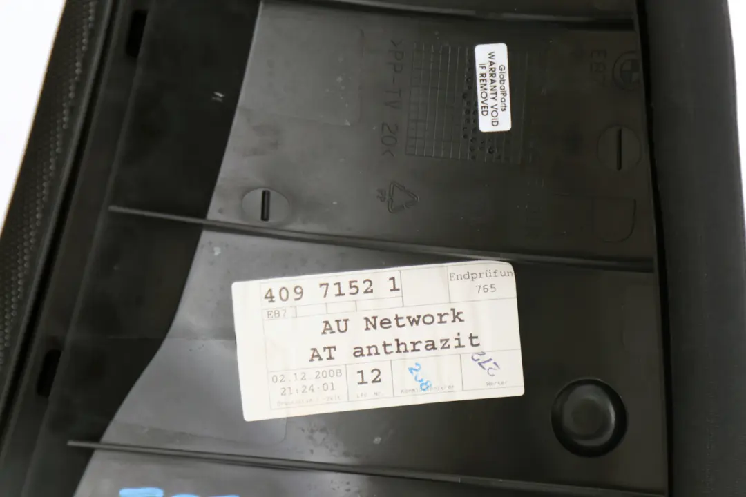 Tela Panel Lateral Asiento Trasero Lado Derecho Antracita para BMW E87 con número de pieza 6968812 BMW E87 Tela Panel Lateral Asiento Trasero Lado Derecho Antracita - SKU 6968812-1 - Número de pieza 6968812