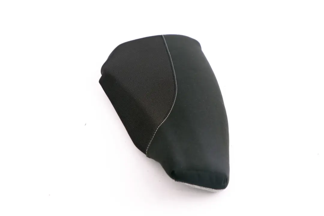 Tessuto Pezzo Laterale Rivestimento Posteriore Destra Antracite per BMW E87 con numero di parte 6968812 BMW E87 Tessuto Pezzo Laterale Rivestimento Posteriore Destra Antracite - SKU 6968812-1 - Numero di parte 6968812