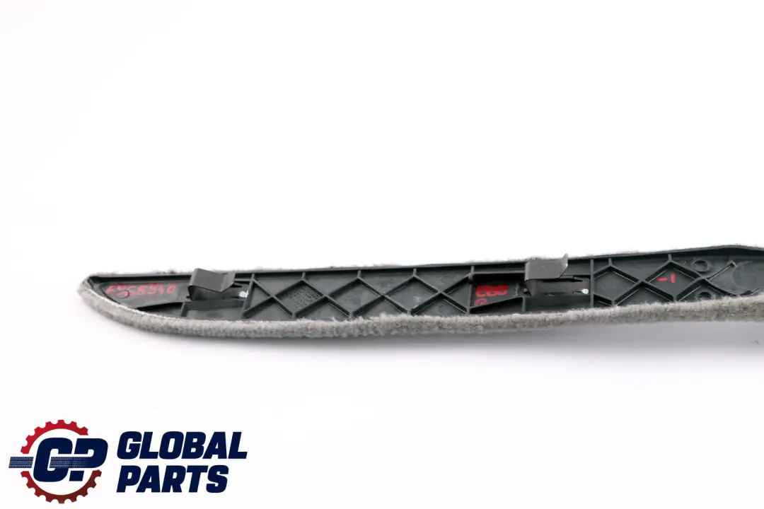 Verkleidung Mittelkonsole Vorn Rechts Grau 7059952 für BMW 5 er E60 E61 mit Teilenummer 6968940 BMW 5 er E60 E61 Verkleidung Mittelkonsole Vorn Rechts Grau 7059952 - SKU 6968940 - Teilenummer 6968940