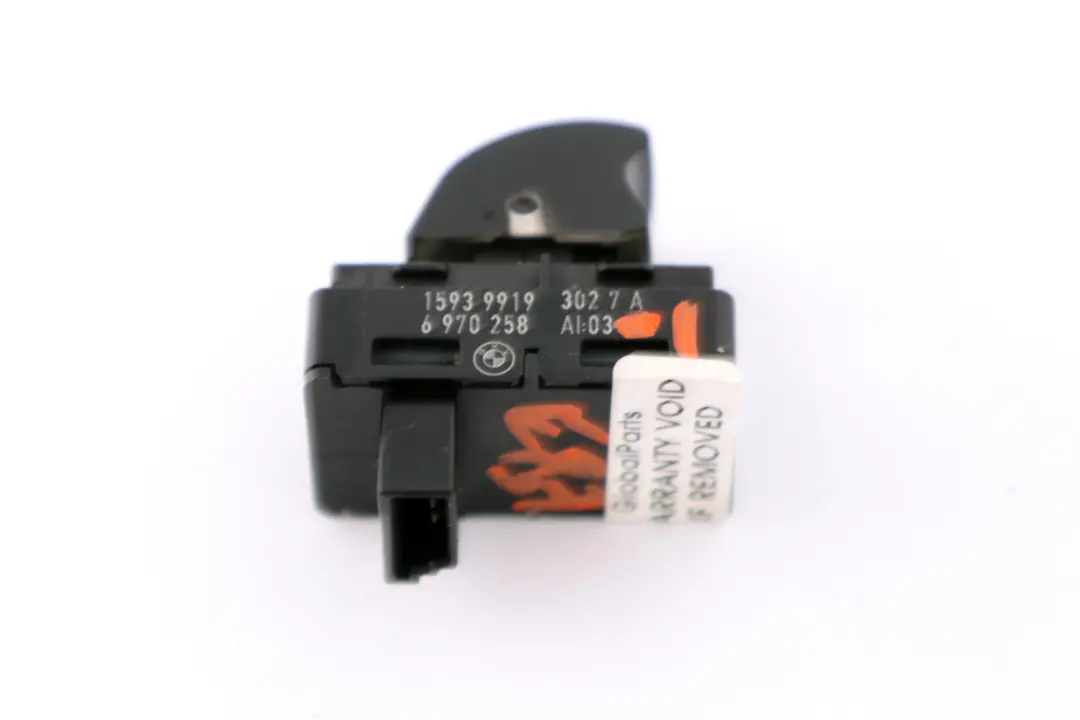 Przełącznik Panel Podnośnika Szyby do BMW E87 o numerze 6970258 BMW E87 Przełącznik Panel Podnośnika Szyby - SKU 6970258-1 - Numer Części 6970258
