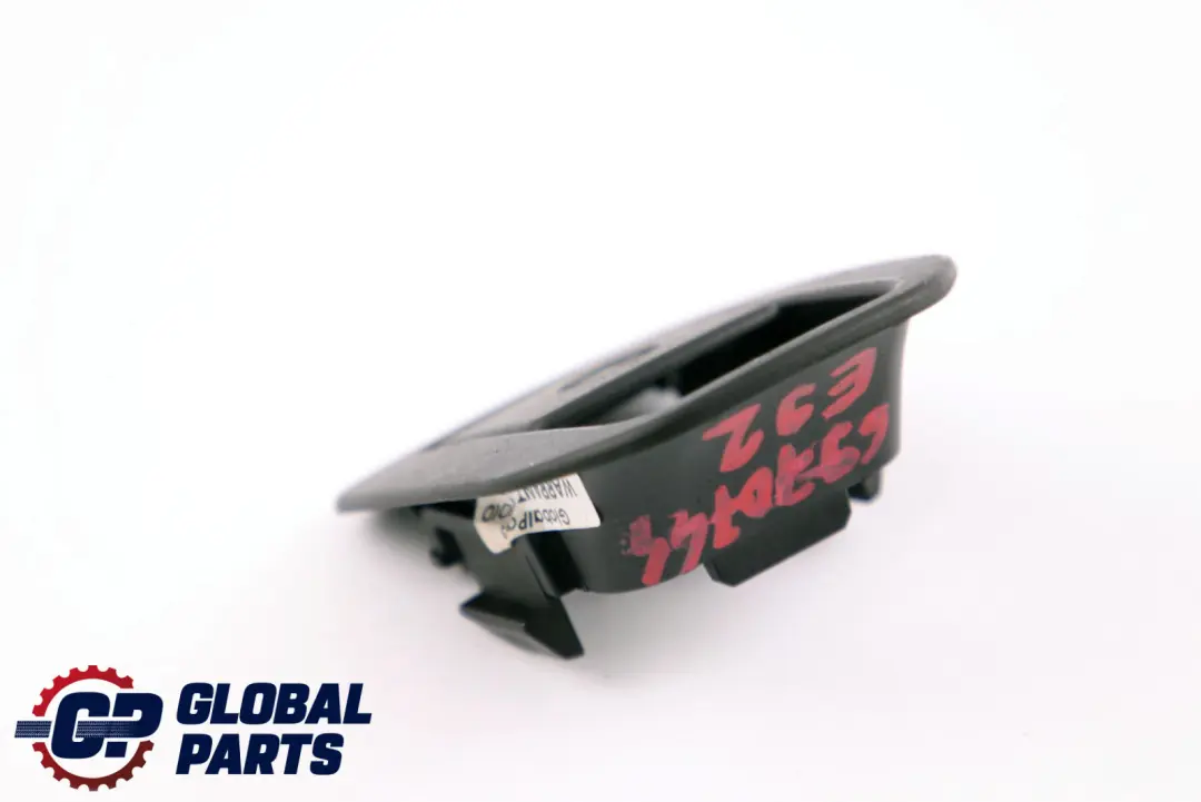 Osłona Zaślepka Kanapy Uchwyt Isofix Tył Tylny Czarny do BMW E92 o numerze 6970744 BMW E92 Osłona Zaślepka Kanapy Uchwyt Isofix Tył Tylny Czarny - SKU 6970744 - Numer Części 6970744