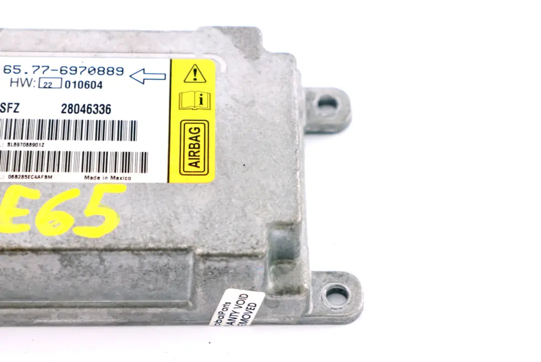 Capteur Fahrzeugmitte Unite de Commande pour BMW 7 E65 E66 E67 à propos du numéro de pièce 6970889 BMW 7 E65 E66 E67 Capteur Fahrzeugmitte Unite de Commande - SKU 6970889 - Numéro de pièce 6970889