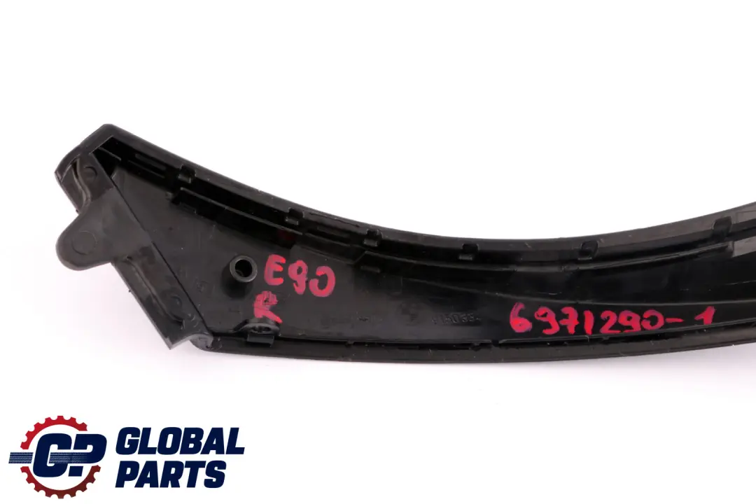 Cierre Interior Manija De La Puerta Cubierta Trim Derecho para BMW E90 E91 E92 E93 con número de pieza 9150334 BMW E90 E91 E92 E93 Cierre Interior Manija De La Puerta Cubierta Trim Derecho - SKU 6971290-2 - Número de pieza 9150334