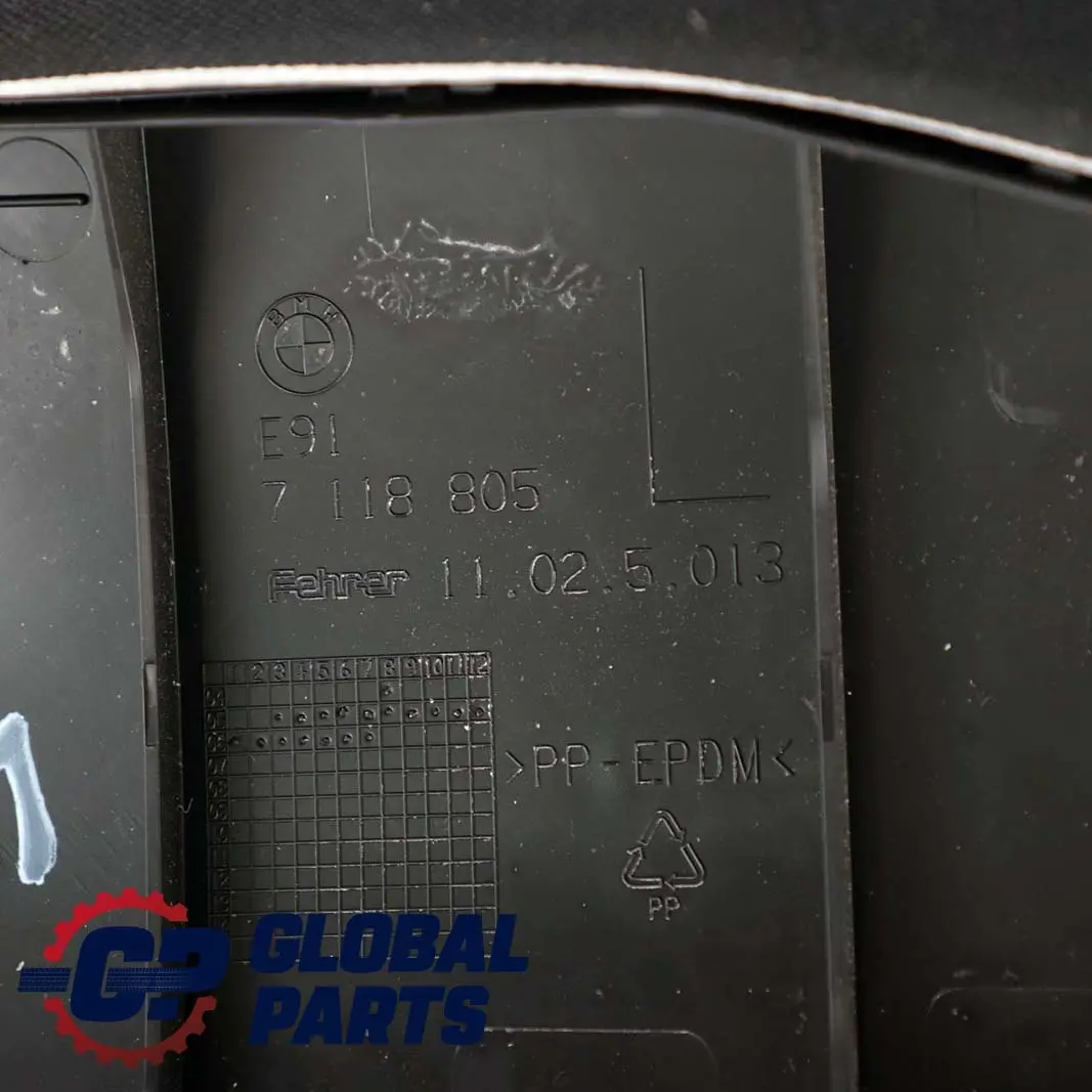 Sedile Posteriore Sinistro Finitura Laterale Panno Antracite per BMW E91 Touring con numero di parte 6971659 BMW E91 Touring Sedile Posteriore Sinistro Finitura Laterale Panno Antracite - SKU 6971659 - Numero di parte 6971659