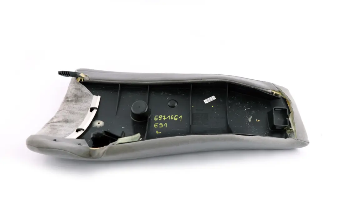 BMW Série 3 E91 Garniture latérale en tissu siège arrière gauche gris 7118805 - SKU 6971661 - Numéro de pièce 6971661