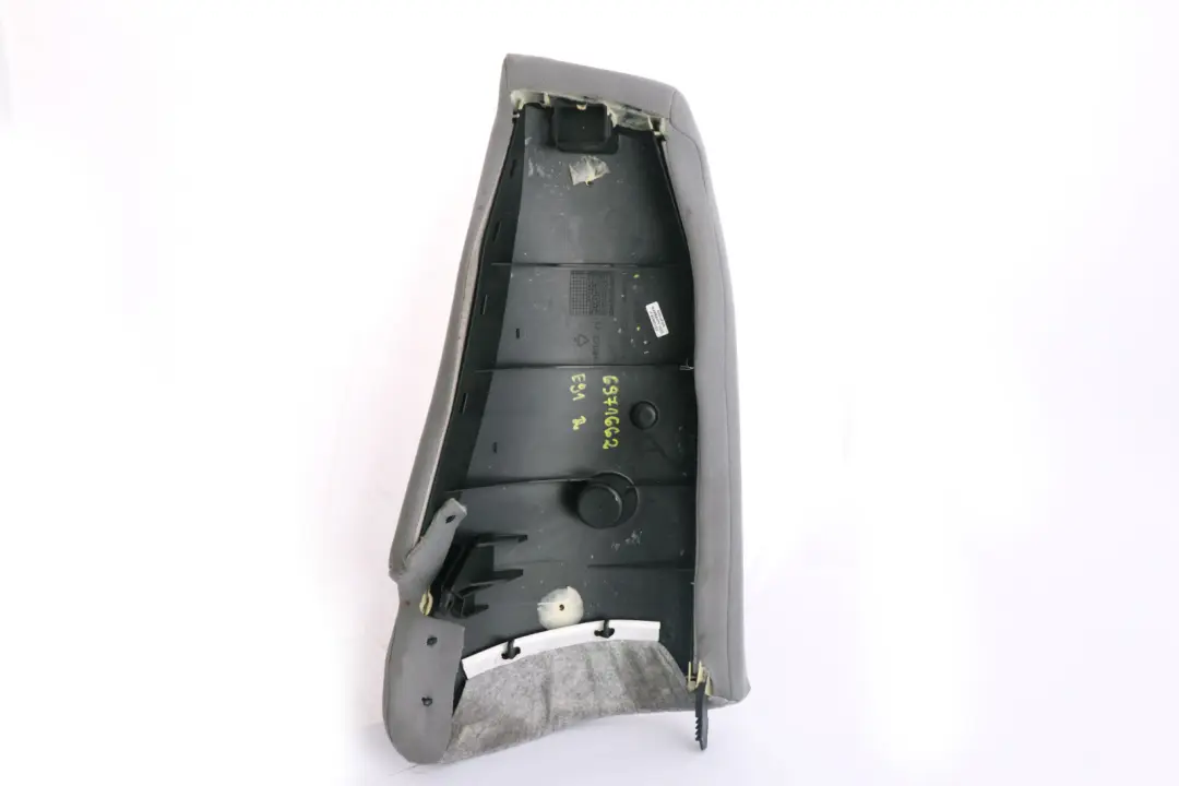 Acabado Lateral Tela Asiento Trasero Derecho Gris 7118806 para BMW E91 con número de pieza 6971662 BMW E91 Acabado Lateral Tela Asiento Trasero Derecho Gris 7118806 - SKU 6971662 - Número de pieza 6971662