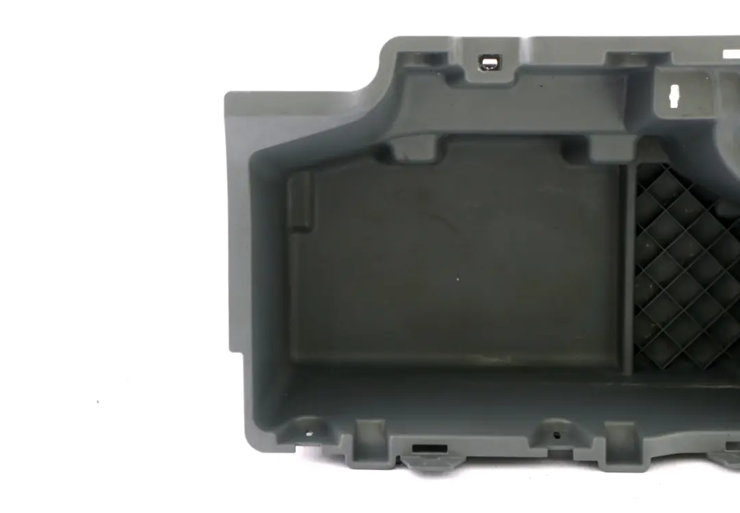 Reihe E93 E93N LCI Ablageschale links Kofferraum 5147 für BMW 3 mit Teilenummer 6972551 BMW 3 Reihe E93 E93N LCI Ablageschale links Kofferraum 5147 - SKU 6972551 - Teilenummer 6972551