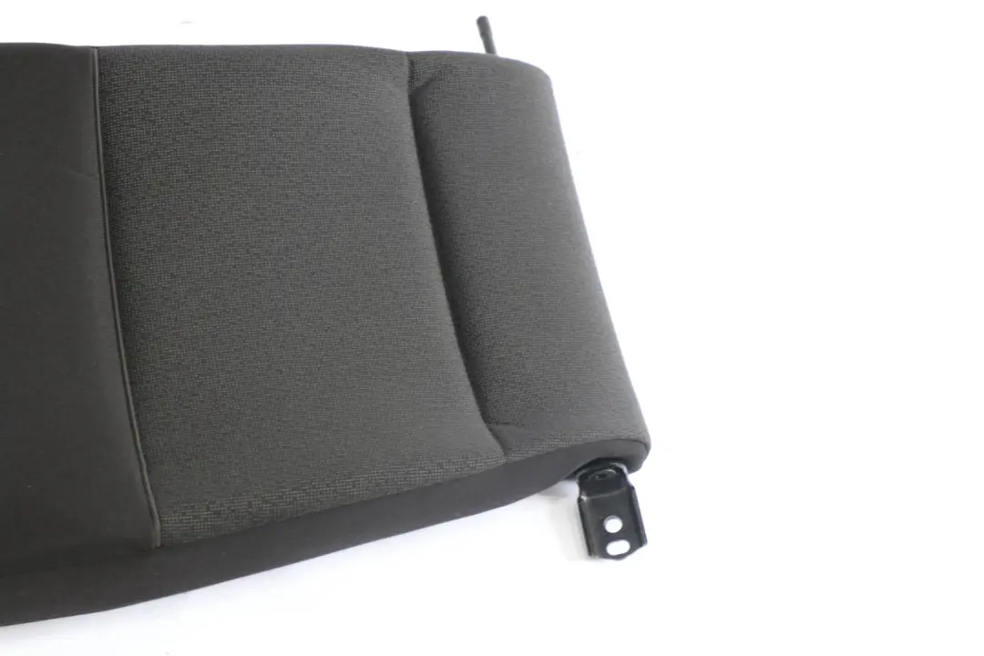 Sedile Posteriore In Tessuto Nero Antracite Schienale Destro O/S per BMW E92 con numero di parte 6972861 BMW E92 Sedile Posteriore In Tessuto Nero Antracite Schienale Destro O/S - SKU 6972861 - Numero di parte 6972861