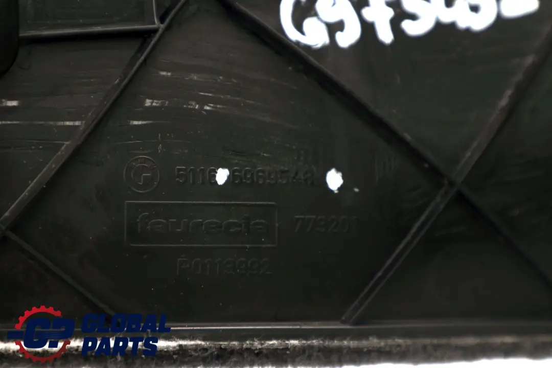 Verkleidung Mittenkonsole Vorne Rechts Schwarz 6969548 für BMW X5 er E70 mit Teilenummer 6973492 BMW X5 er E70 Verkleidung Mittenkonsole Vorne Rechts Schwarz 6969548 - SKU 6973492 - Teilenummer 6973492