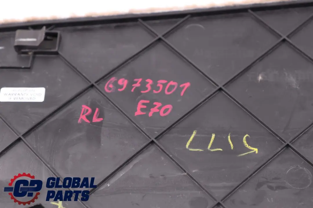 Panel Embellecedor Consola Central Trasera Izquierda Beige para BMW E70 E71 con número de pieza 6963425 BMW E70 E71 Panel Embellecedor Consola Central Trasera Izquierda Beige - SKU 6973501 - Número de pieza 6963425