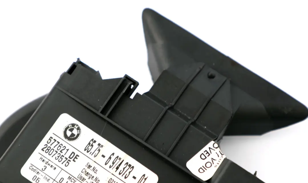 Modulo Ultra Sonic Sistema Allarme 9149671 per BMW X1 E81 E84 E87 E88 E90 con numero di parte 65759149671 BMW X1 E81 E84 E87 E88 E90 Modulo Ultra Sonic Sistema Allarme 9149671 - SKU 6974373-1 - Numero di parte 65759149671