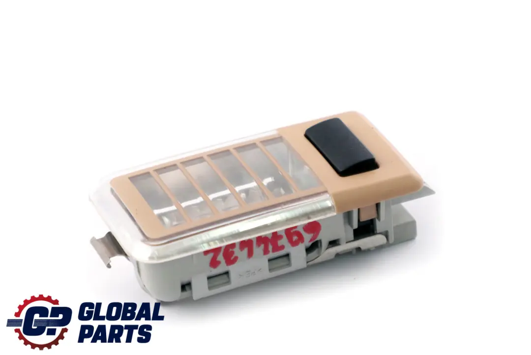 Lampada posteriore di lettura interna Sandbeige per BMW E90 E60 E83 con numero di parte 6974432 BMW E90 E60 E83 Lampada posteriore di lettura interna Sandbeige - SKU 6974432 - Numero di parte 6974432