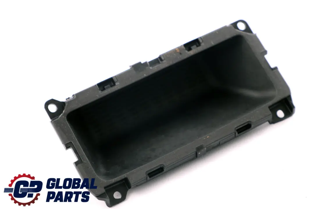 BMW E60 E61 Wkład Popielniczki Schowek - SKU 6974707 - Numer Części 6974707