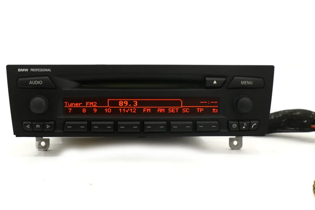 Radio Professionale CD per BMW E90 con numero di parte 6975013 BMW E90 Radio Professionale CD - SKU 6975013 - Numero di parte 6975013