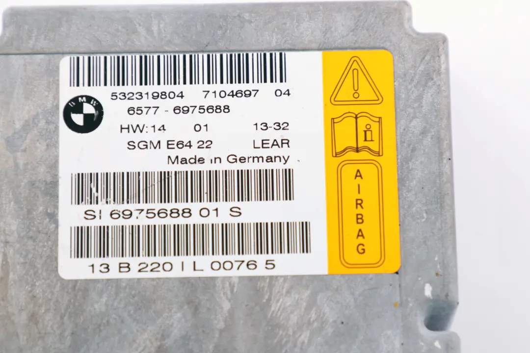 Gateway Sensor Módulo De Aire Módulo De Control ECU para BMW E64 con número de pieza 6975688 BMW E64 Gateway Sensor Módulo De Aire Módulo De Control ECU - SKU 6975688 - Número de pieza 6975688