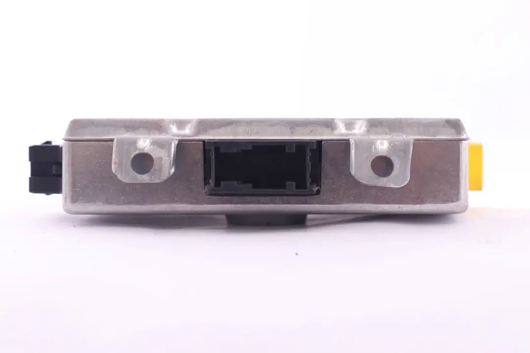 Módulo Control Airbag Puerta Conductor para BMW E60 E61 E63 con número de pieza 9110845 BMW E60 E61 E63 Módulo Control Airbag Puerta Conductor - SKU 6976155 - Número de pieza 9110845