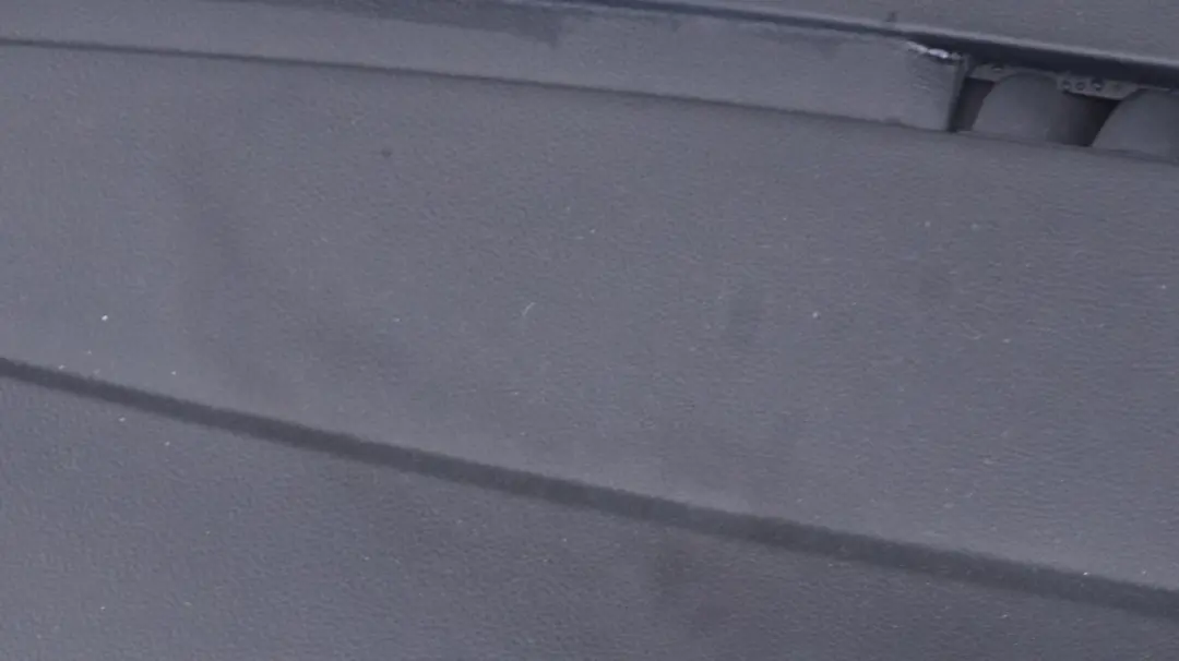 Dashboard Dash Trim Panel Schwarz Black to BMW 5 Series E60 E61 LCI with Part number 6976447 BMW 5 Series E60 E61 LCI Dashboard Dash Trim Panel Schwarz Black - SKU 6976447 - Part number 6976447