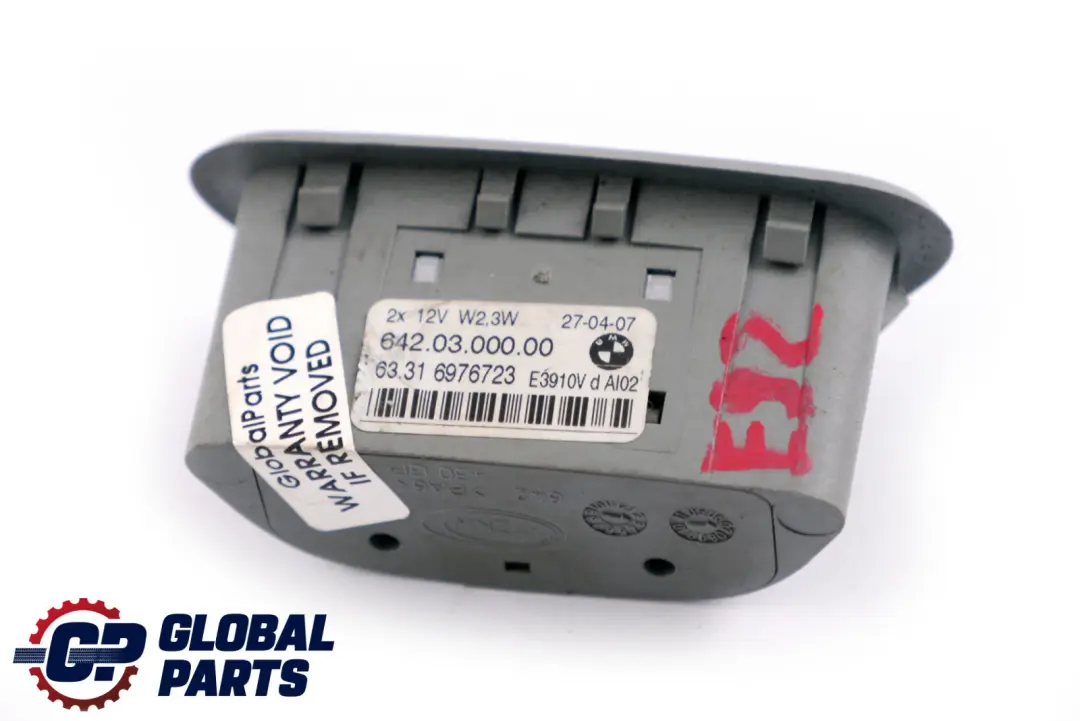 Lampe de porte d'entree arriere grise pour BMW E92 E93 LCI à propos du numéro de pièce 6976723 BMW E92 E93 LCI Lampe de porte d'entree arriere grise - SKU 6976723 - Numéro de pièce 6976723