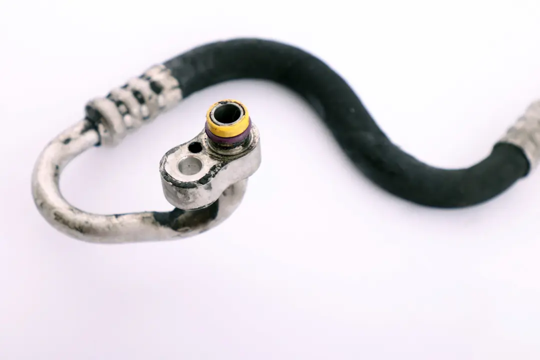 M57N2 Compressore Condensatore Pressione Tubo per BMW E90 E91 335D con numero di parte 6976790 BMW E90 E91 335D M57N2 Compressore Condensatore Pressione Tubo - SKU 6976790 - Numero di parte 6976790